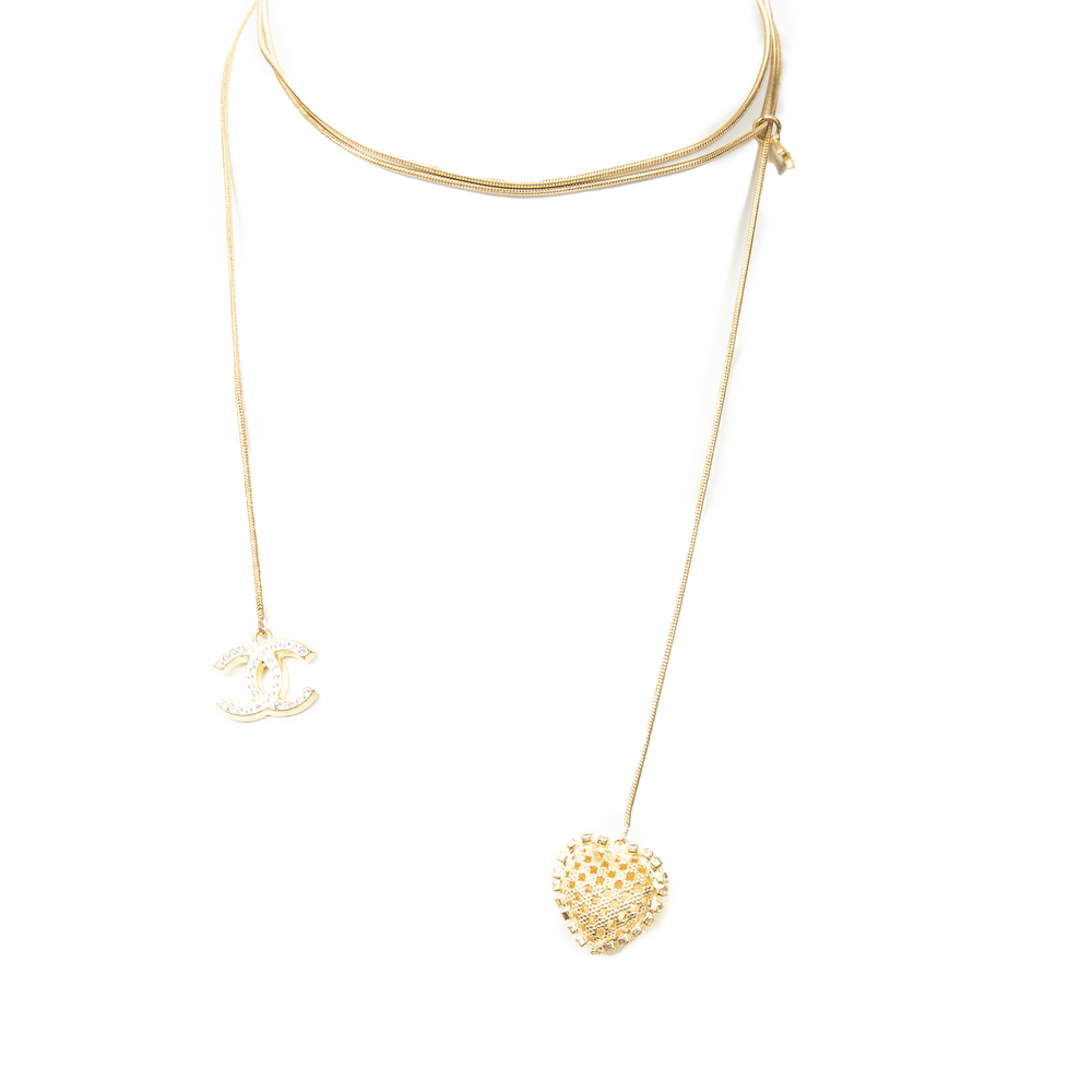 Chanel CC Rhinestone Heart Pendant Necklace - Picture 1 of 4